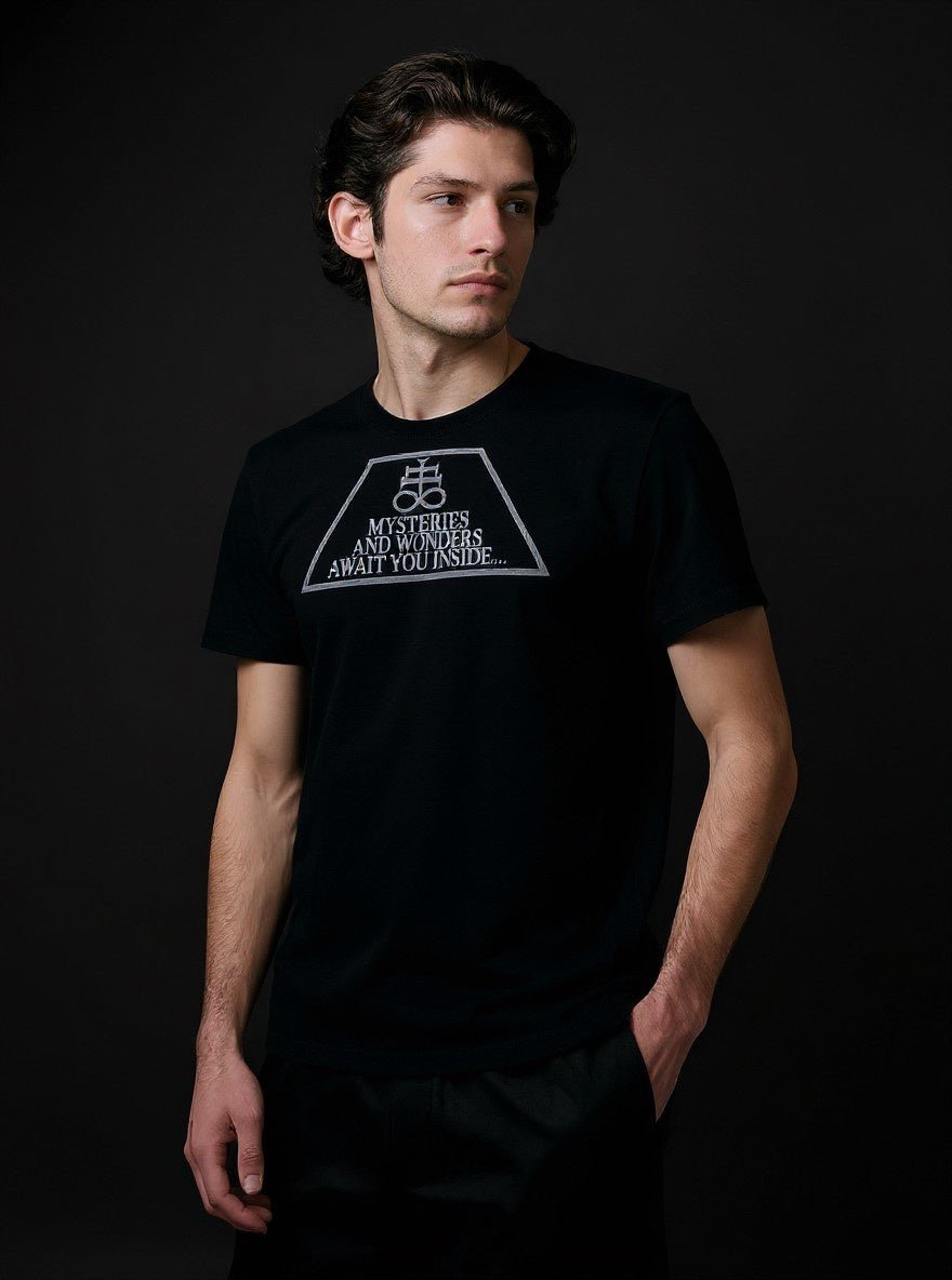 THE BLACK HOUSE Shirt - Satanme