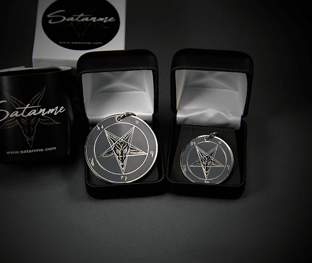 Gloomy - Baphomet Cloisonné Medallion - Satanme