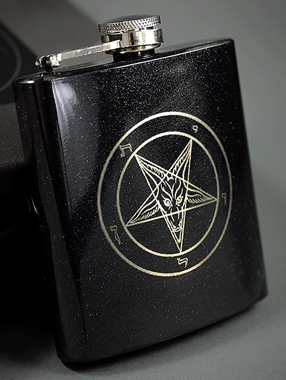 Sigil of Baphomet Flask Set - Satanme