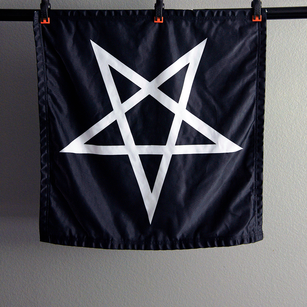 Inverted Pentagram Banner - Satanme